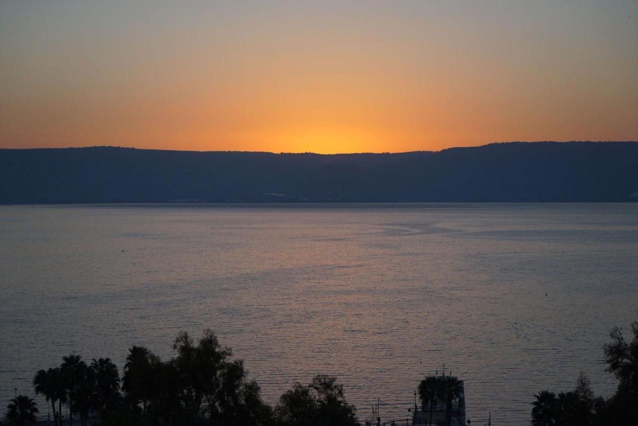 Dona Castle Hotel Tiberias Buitenkant foto