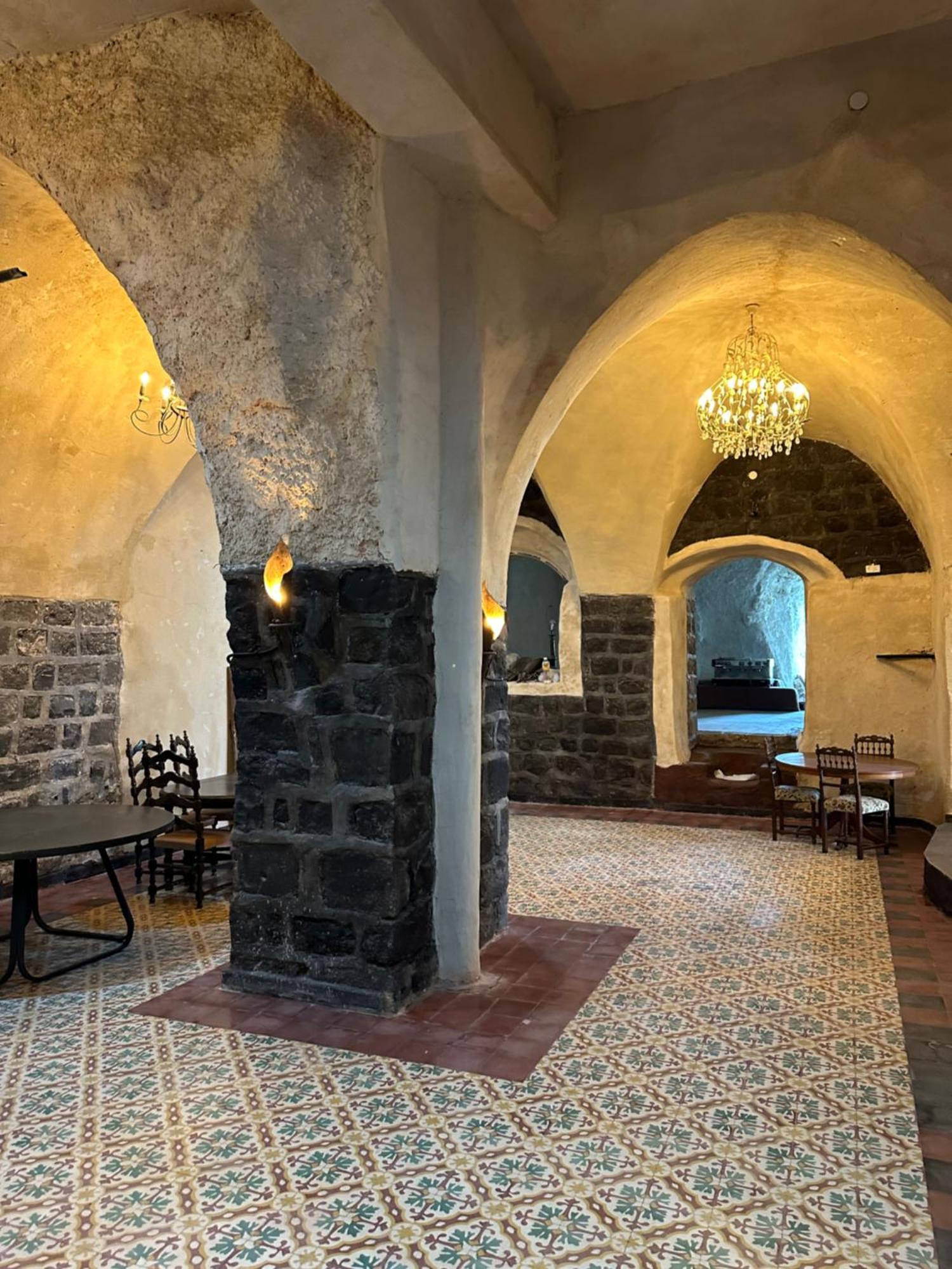 Dona Castle Hotel Tiberias Buitenkant foto